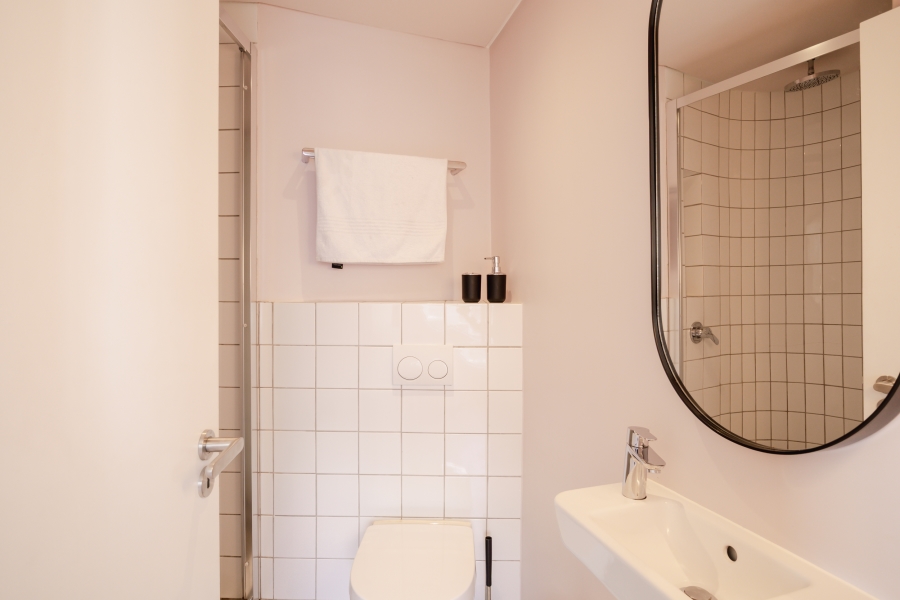 1 Bedroom Property for Sale in Sea Point Western Cape